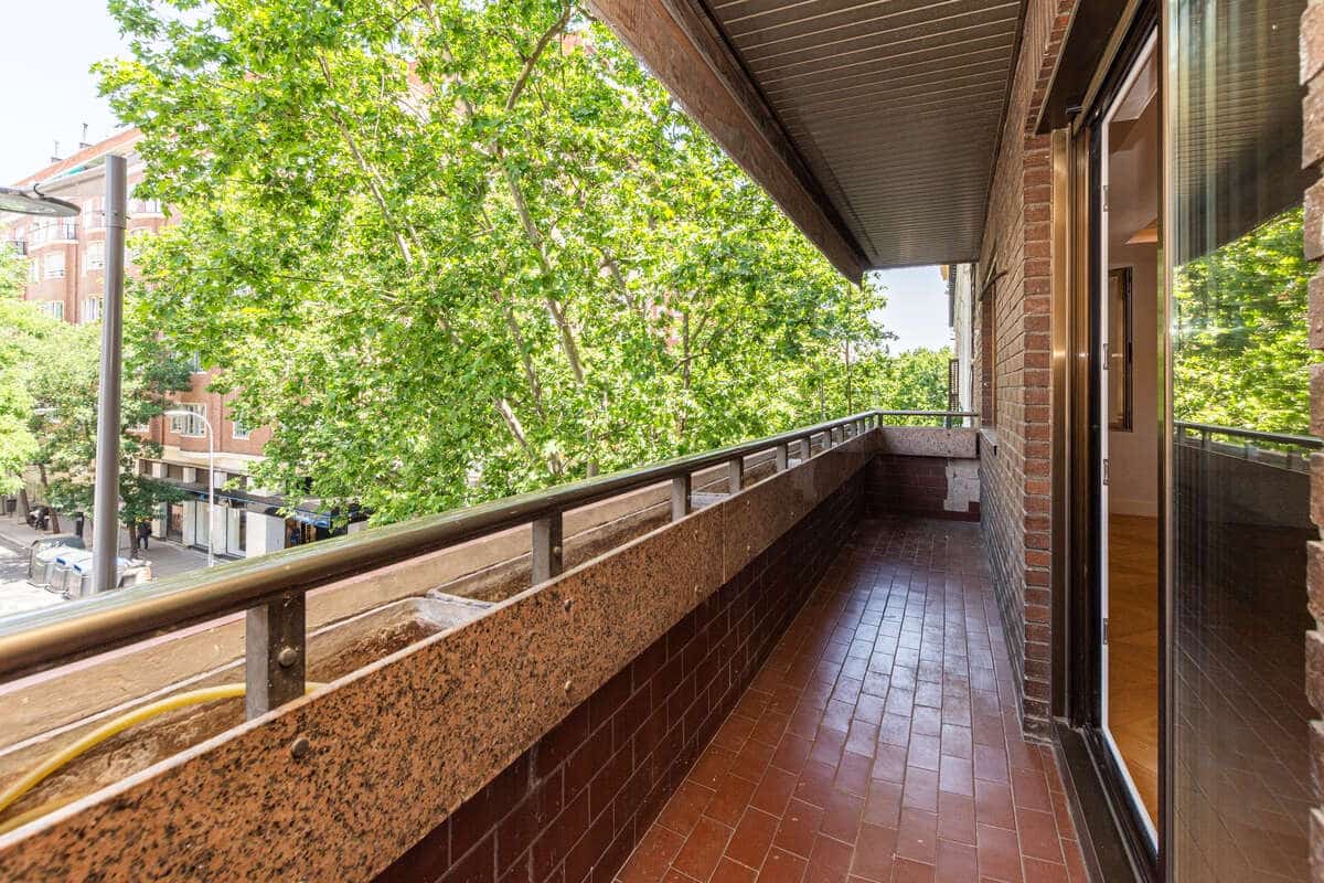 3 bedroom Flat for sale in Madrid city with garage - € 2,700,000 (Ref: 9875595)