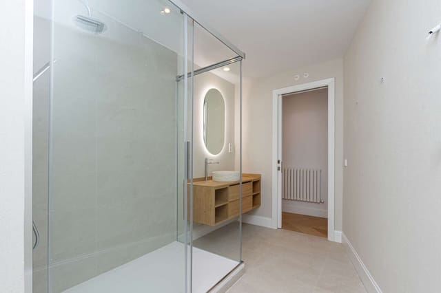 3 soverom Leilighet til salgs i Chamberí, Madrid by med garasje - € 2 600 000 (Ref: 9875595)