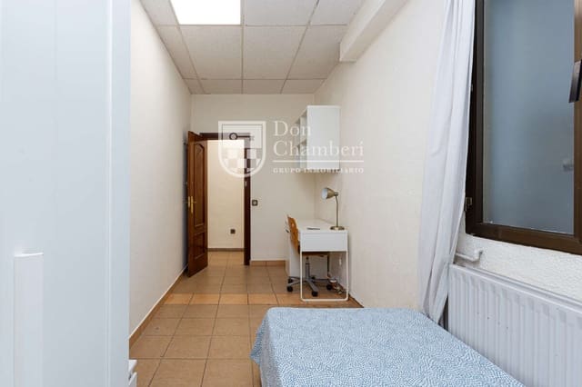 Piso de 6 habitaciones en Chamberí, Madrid ciudad en venta - 930.000 € (Ref: 9906807)
