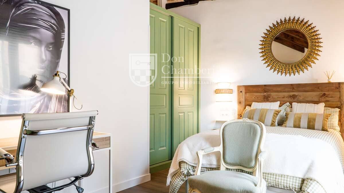 2 bedroom Apartment for rent in Segovia city - € 2,600 (Ref: 9923149)