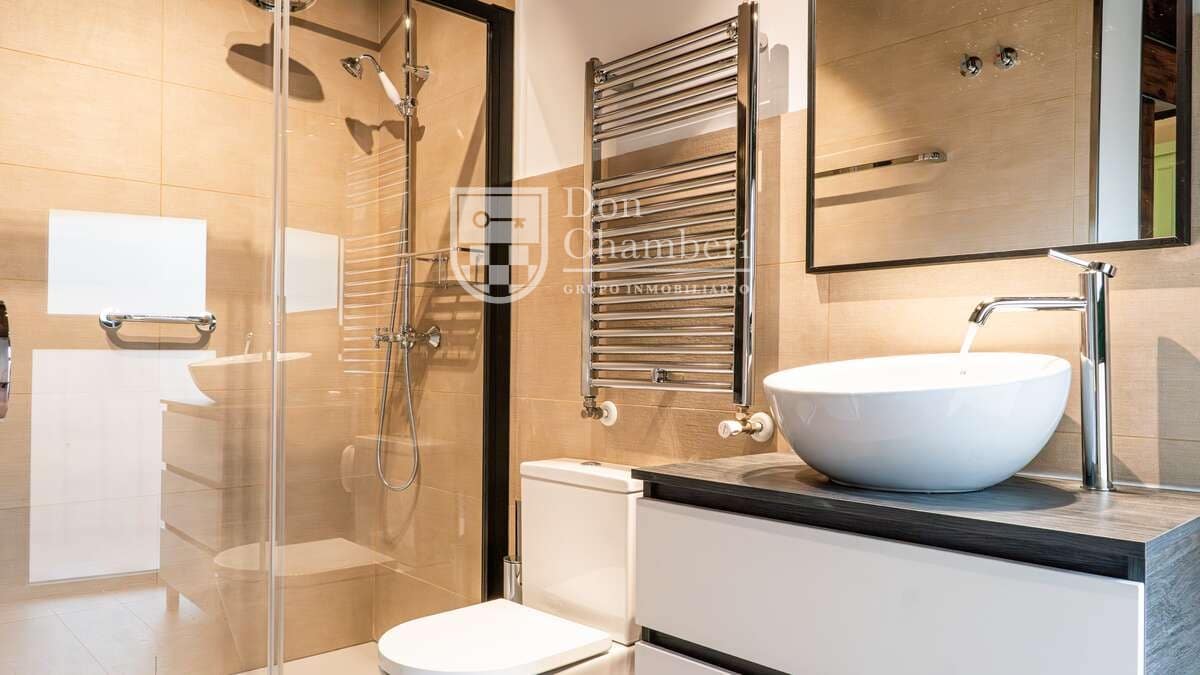 2 bedroom Apartment for rent in Segovia city - € 2,600 (Ref: 9923149)