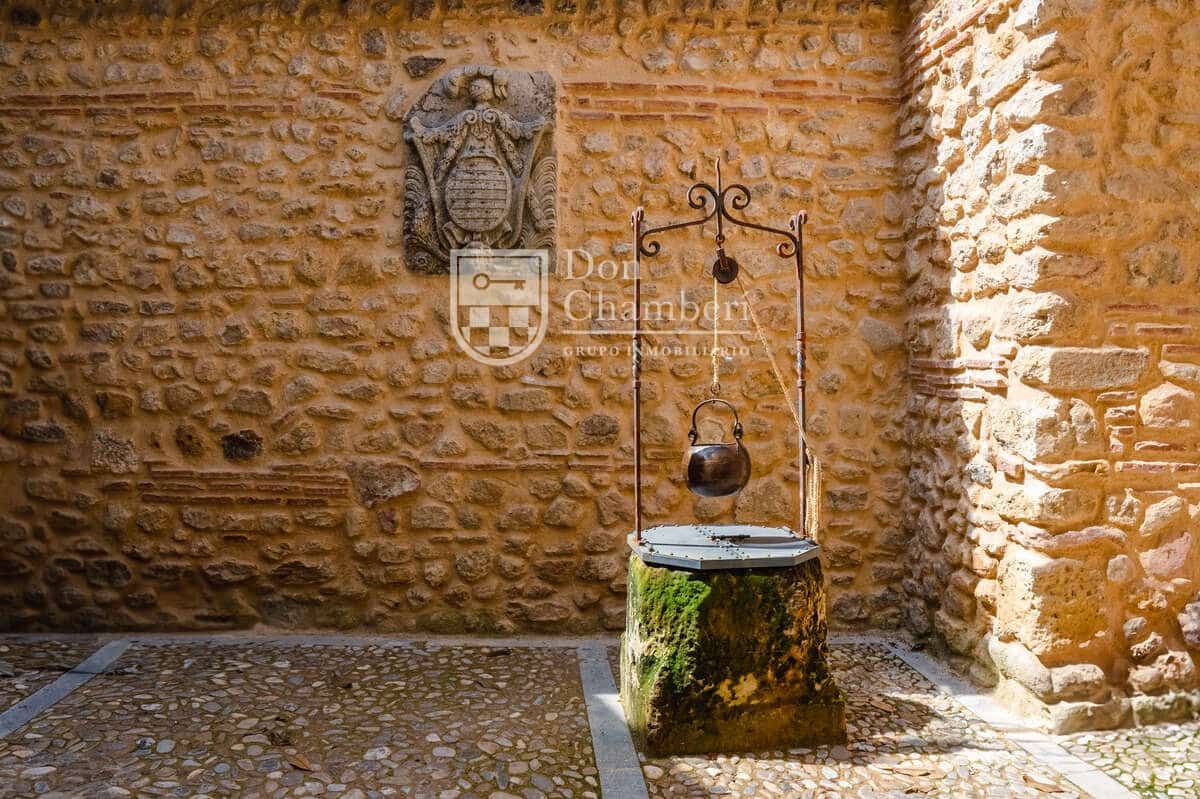 2 bedroom Apartment for rent in Segovia city - € 2,600 (Ref: 9923149)