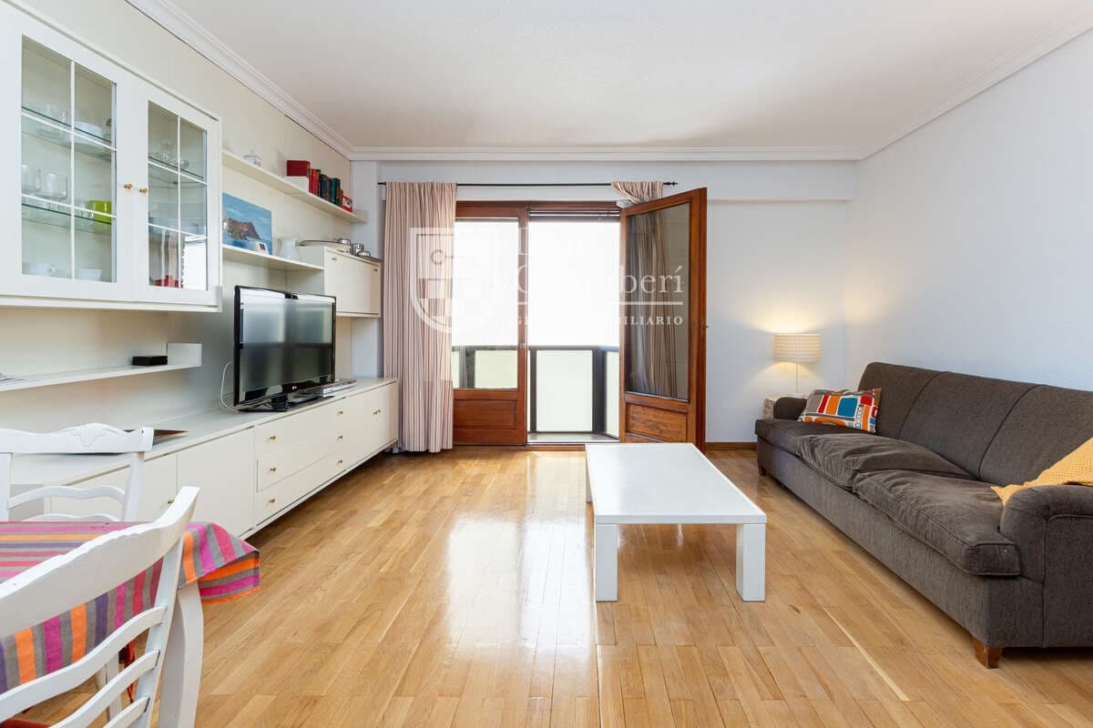 Piso de 1 habitación en Madrid ciudad en alquiler con garaje - 1.650 € (Ref: 9932703)