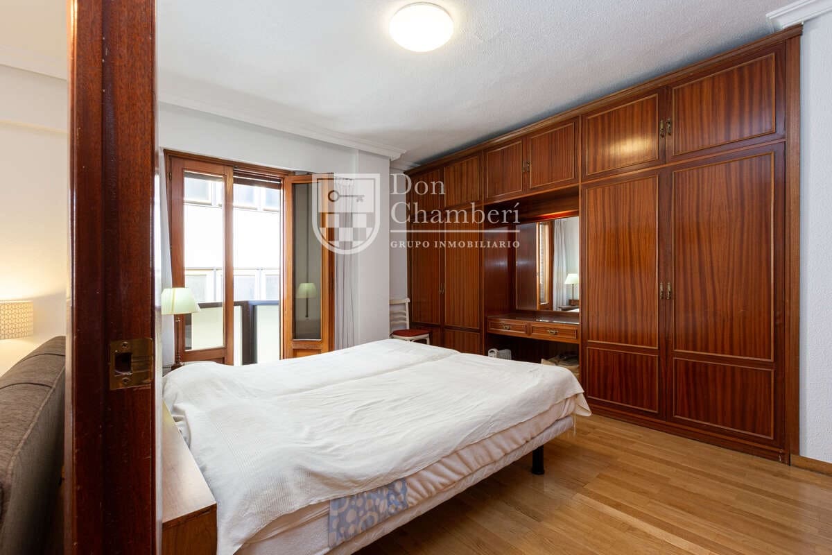 Piso de 1 habitación en Madrid ciudad en alquiler con garaje - 1.650 € (Ref: 9932703)