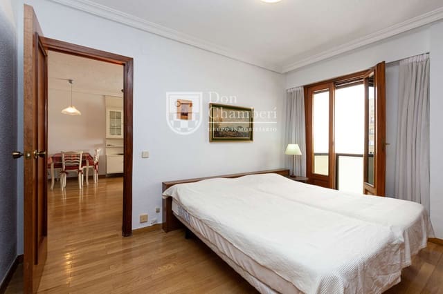 Piso de 1 habitación en Chamberí, Madrid ciudad en alquiler con garaje - 1.650 € (Ref: 9932703)