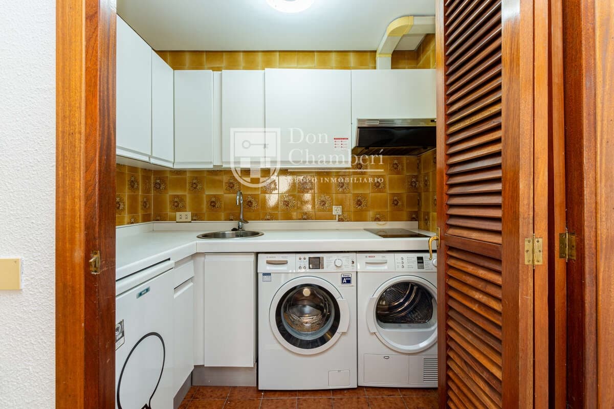 Piso de 1 habitación en Madrid ciudad en alquiler con garaje - 1.650 € (Ref: 9932703)