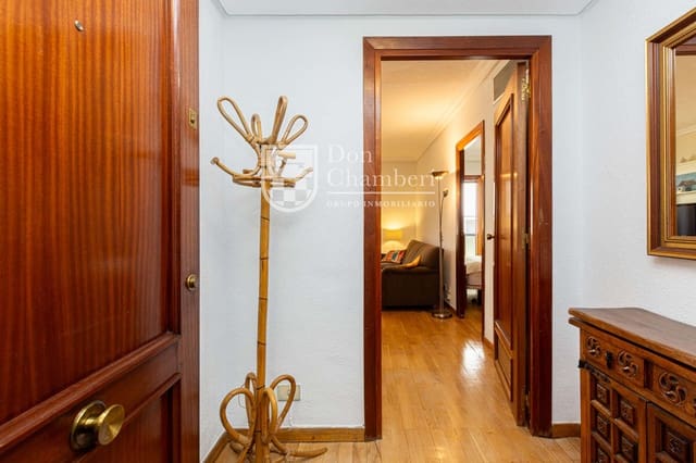 Piso de 1 habitación en Chamberí, Madrid ciudad en alquiler con garaje - 1.650 € (Ref: 9932703)