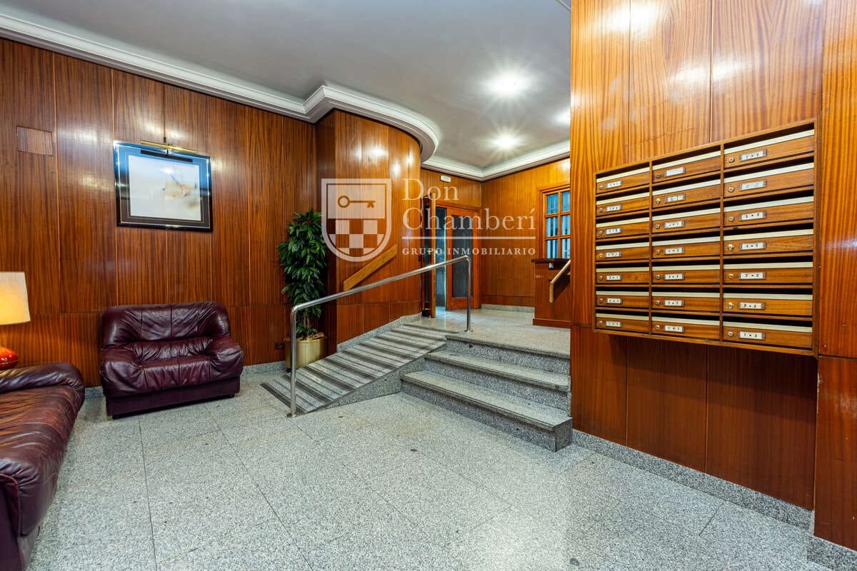 Piso de 1 habitación en Madrid ciudad en alquiler con garaje - 1.650 € (Ref: 9932703)