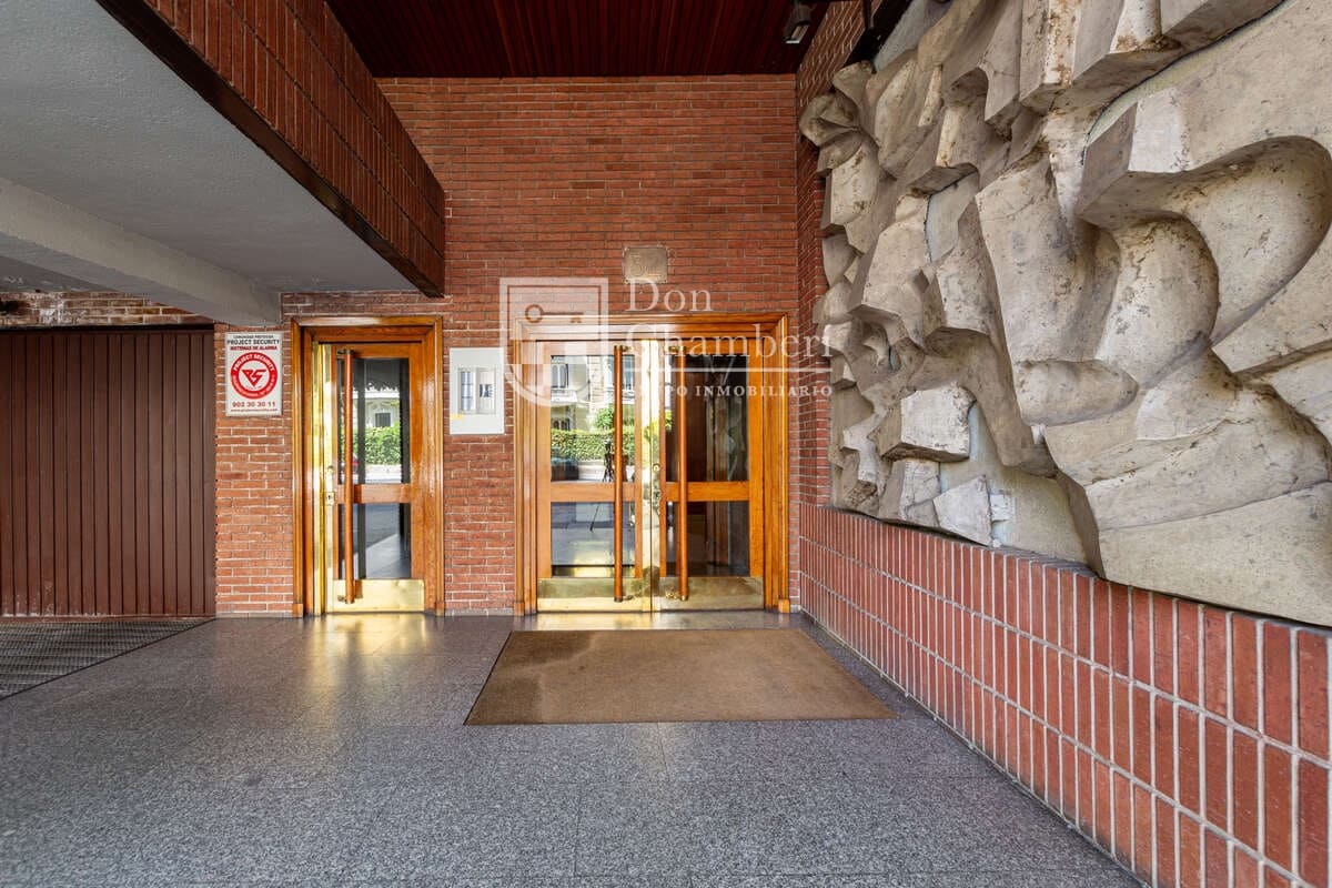 Piso de 1 habitación en Madrid ciudad en alquiler con garaje - 1.650 € (Ref: 9932703)