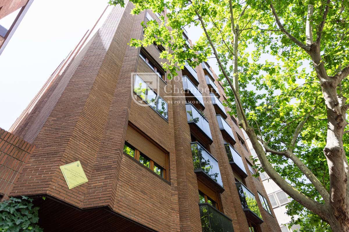 Piso de 1 habitación en Madrid ciudad en alquiler con garaje - 1.650 € (Ref: 9932703)