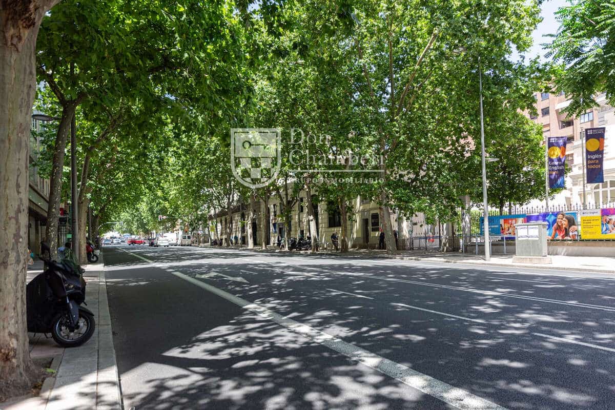 Piso de 1 habitación en Madrid ciudad en alquiler con garaje - 1.650 € (Ref: 9932703)