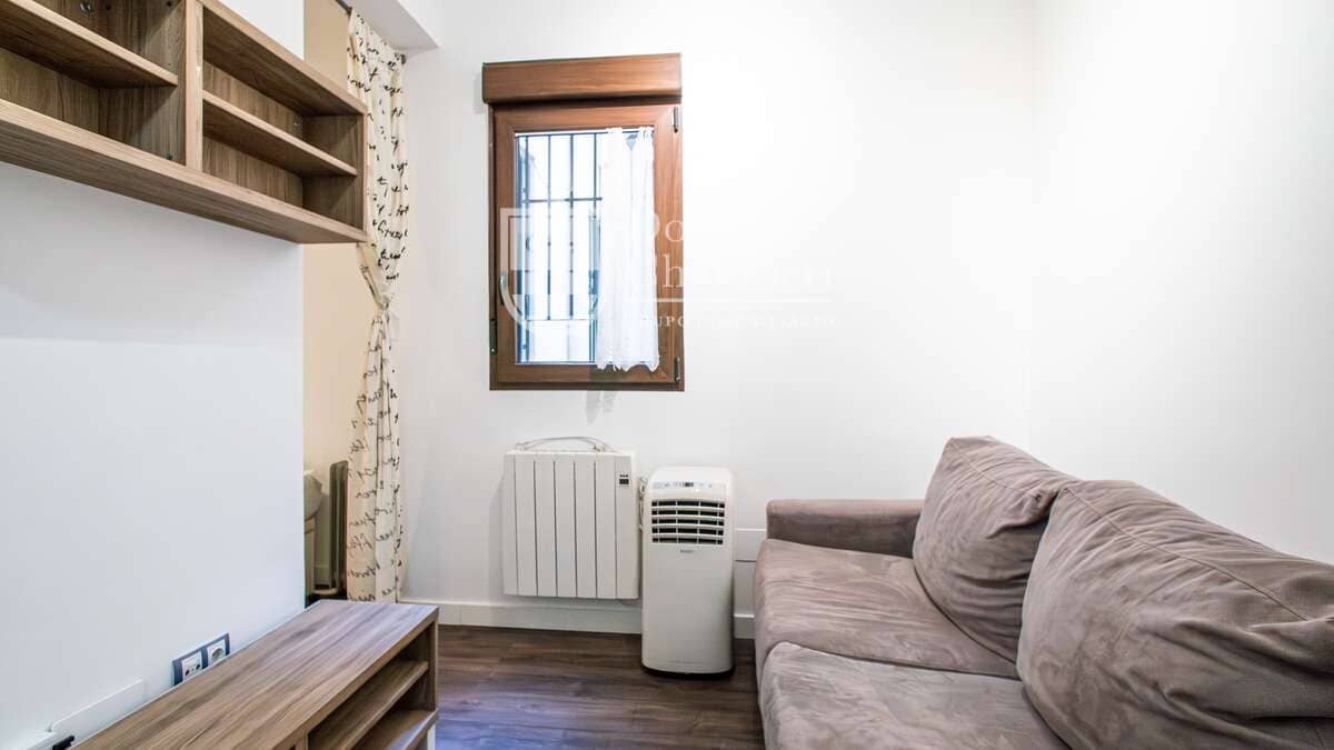 1 quarto Apartamento para arrendar em Madrid cidade - 900 € (Ref: 9966035)