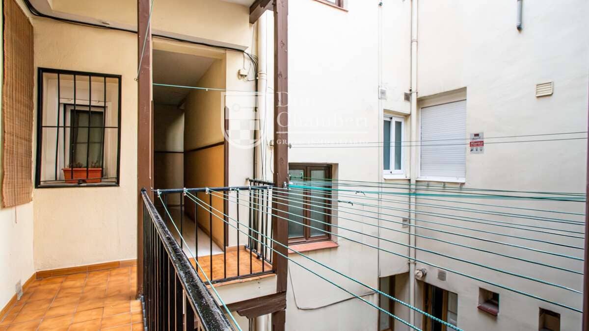 1 quarto Apartamento para arrendar em Madrid cidade - 900 € (Ref: 9966035)