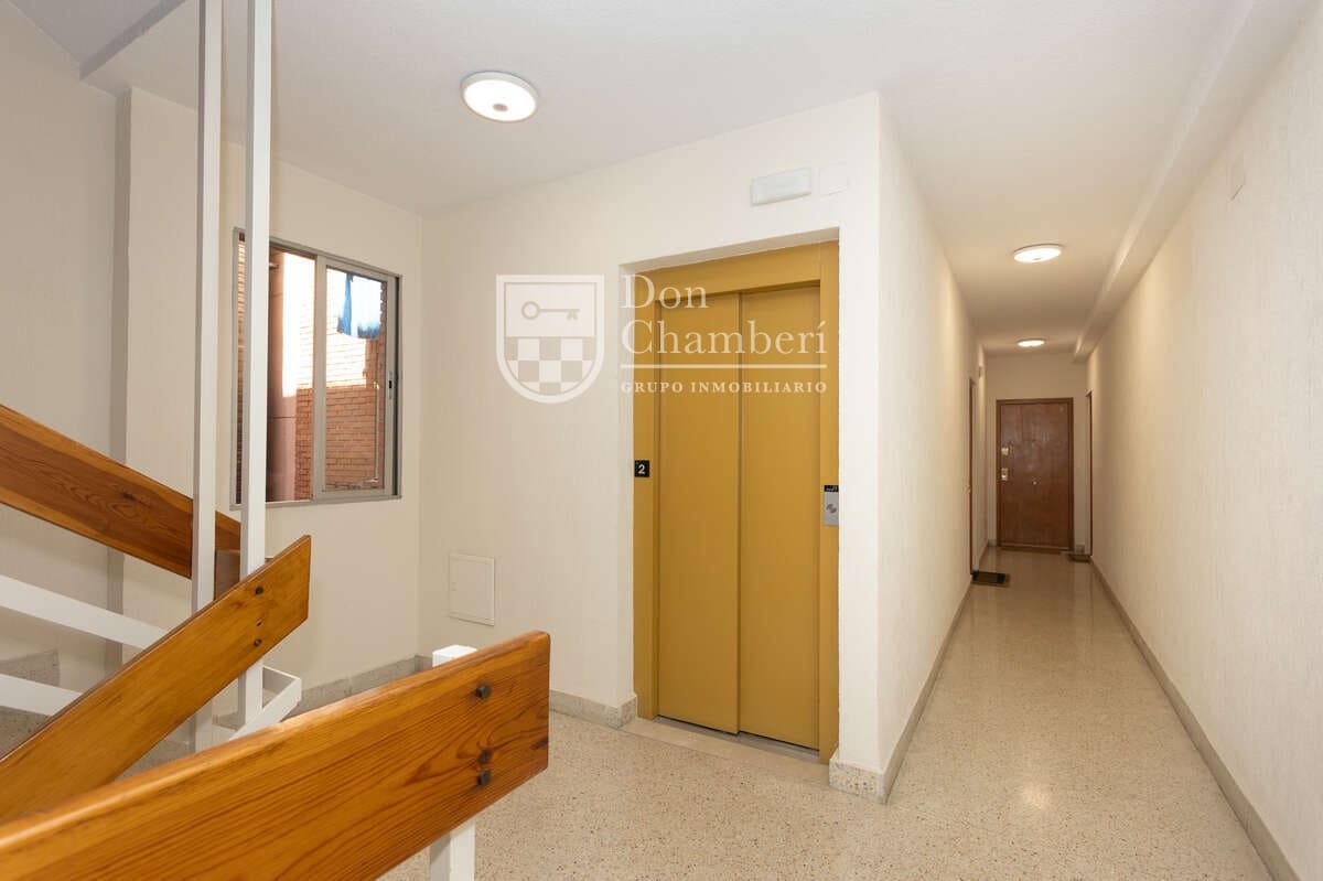 2 quarto Apartamento para arrendar em Madrid cidade com garagem - 2 400 € (Ref: 9966036)