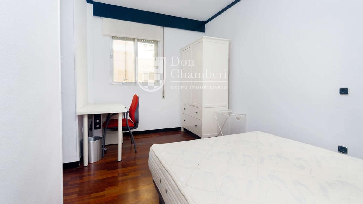 2 bedroom Semi-detached Villa for rent in Madrid city - € 1,800 (Ref: 9974570)