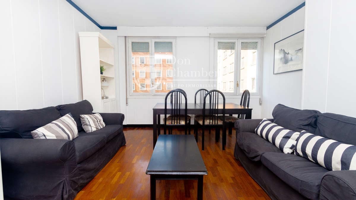 2 bedroom Semi-detached Villa for rent in Madrid city - € 1,800 (Ref: 9974570)