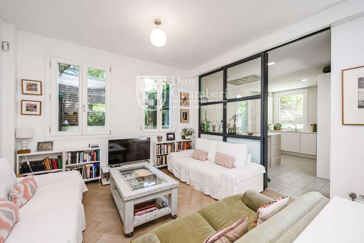 6 chambre Villa/Maison à vendre à Madrid ville avec garage - 2 590 000 € (Ref: 9976714)