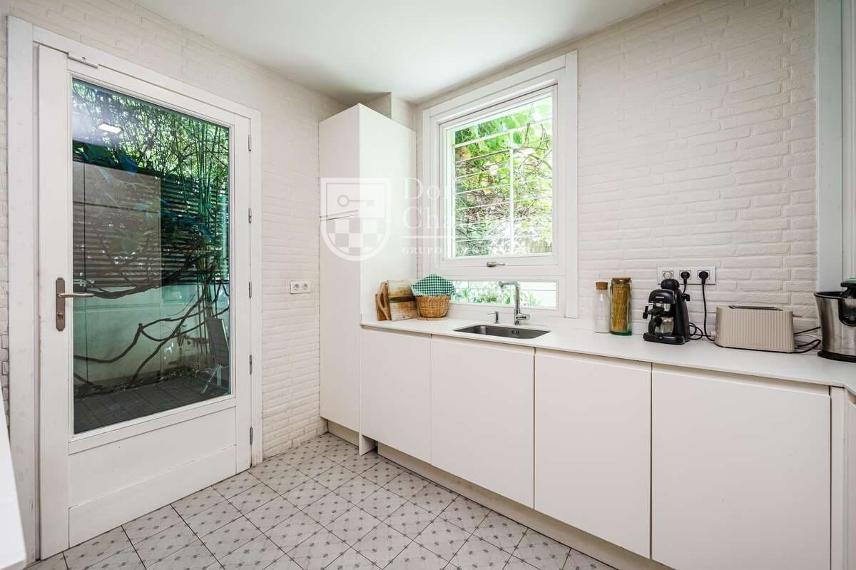 6 chambre Villa/Maison à vendre à Madrid ville avec garage - 2 590 000 € (Ref: 9976714)