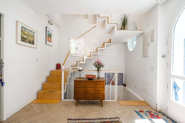 6 slaapkamer Villa te koop in Retiro, Madrid stad met garage - € 2.590.000 (Ref: 9976714)