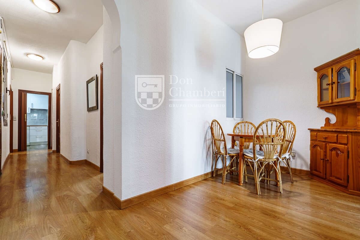 3 makuuhuone Asunto vuokrattavana paikassa Madrid kaupunki - 2 300 € (Ref: 9993735)