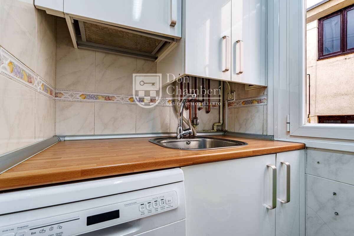 3 makuuhuone Asunto vuokrattavana paikassa Madrid kaupunki - 2 300 € (Ref: 9993735)