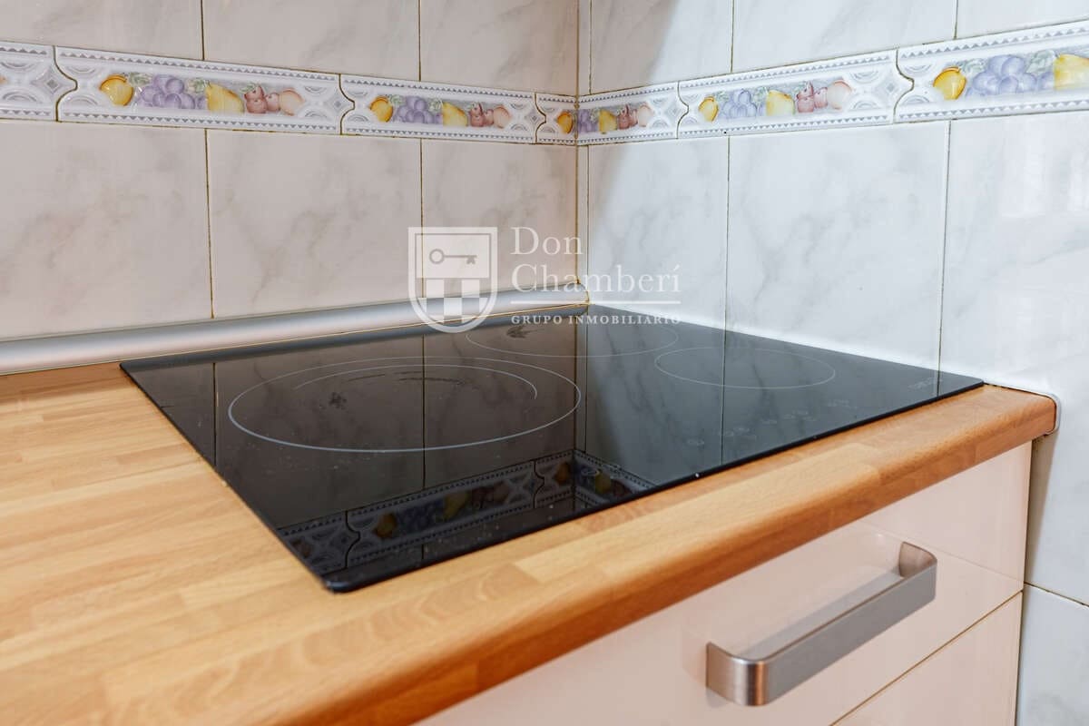 3 makuuhuone Asunto vuokrattavana paikassa Madrid kaupunki - 2 300 € (Ref: 9993735)