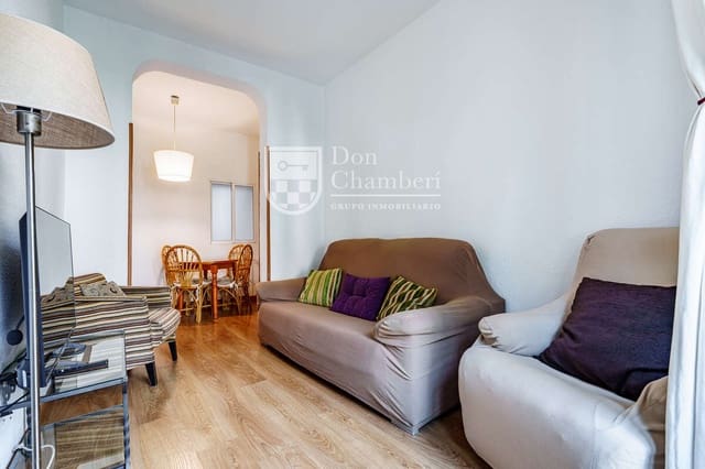 3 quarto Apartamento para arrendar em Madrid cidade - 2 300 € (Ref: 9993735)