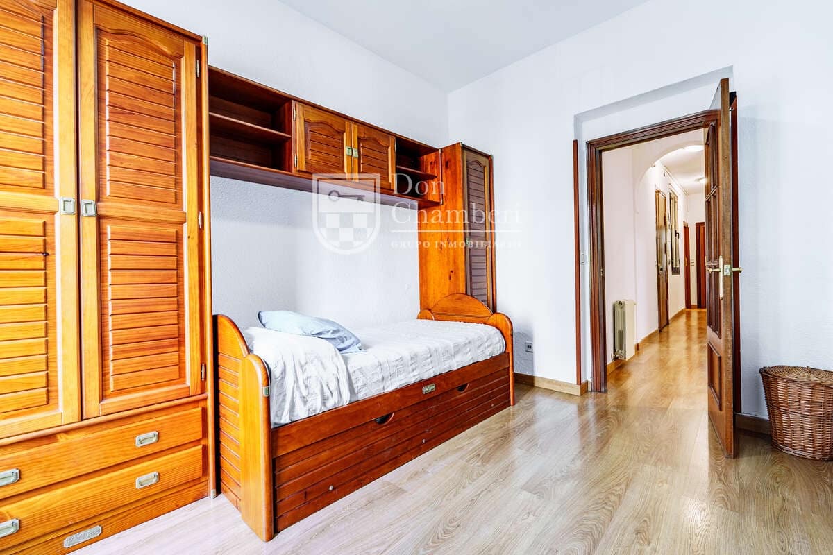 3 makuuhuone Asunto vuokrattavana paikassa Madrid kaupunki - 2 300 € (Ref: 9993735)