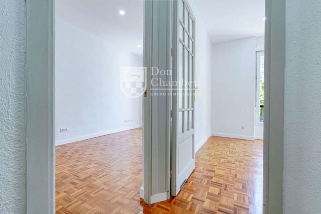 2 quarto Apartamento para arrendar em Chamberí, Madrid cidade - 1 850 € (Ref: 9996553)
