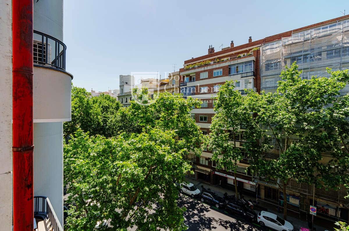 2 quarto Apartamento para arrendar em Madrid cidade - 1 850 € (Ref: 9996553)