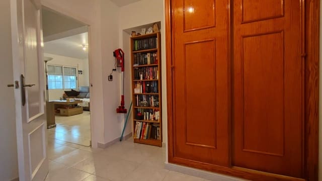 Chalet de 4 habitaciones en Los Balcones en venta con piscina - 290.000 € (Ref: 9484038)