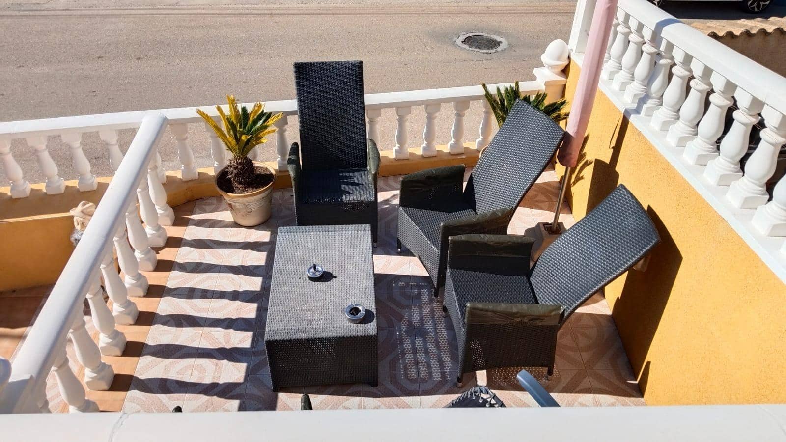 Chalet de 4 habitaciones en Los Balcones en venta con piscina - 290.000 € (Ref: 9484038)