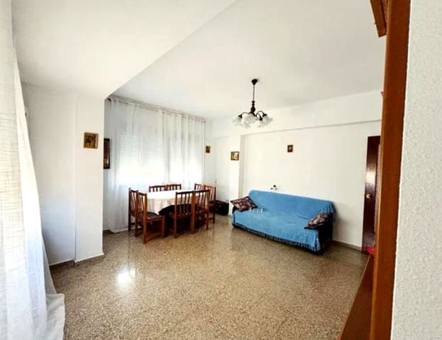 3 quarto Apartamento para arrendar em Almassora / Almazora - 840 € (Ref: 10012651)