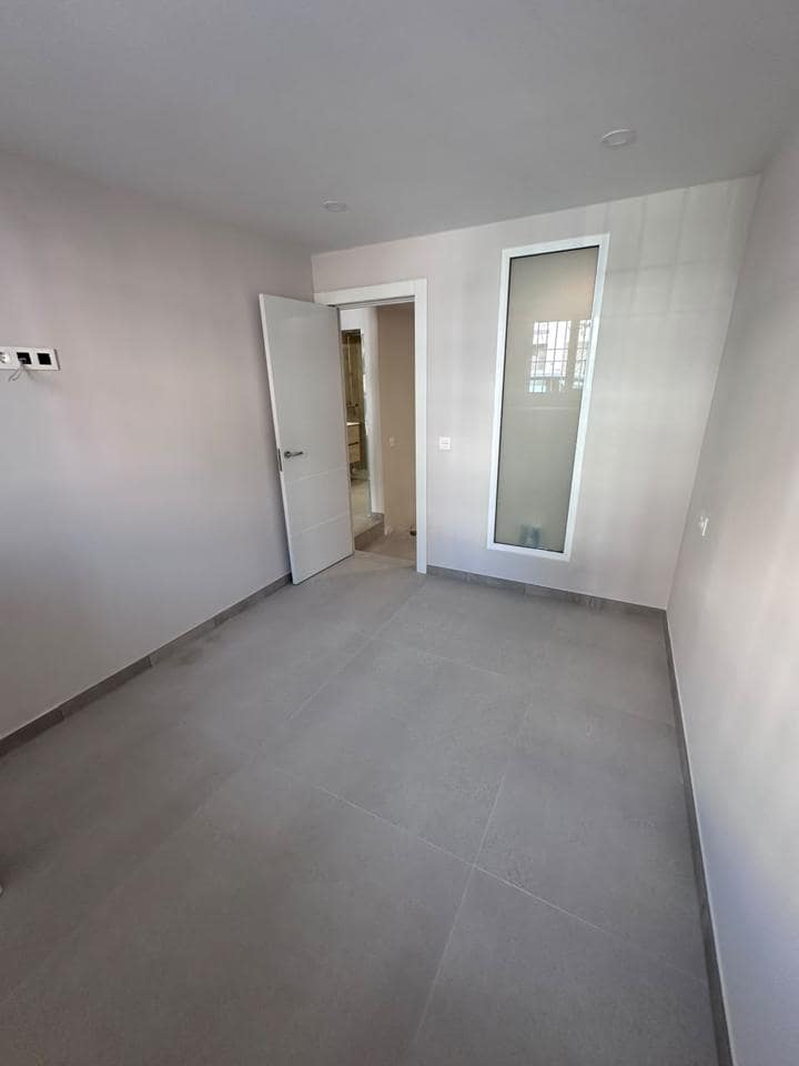 Chalet de 4 habitaciones en Vila-real en venta - 239.000 € (Ref: 10016737)