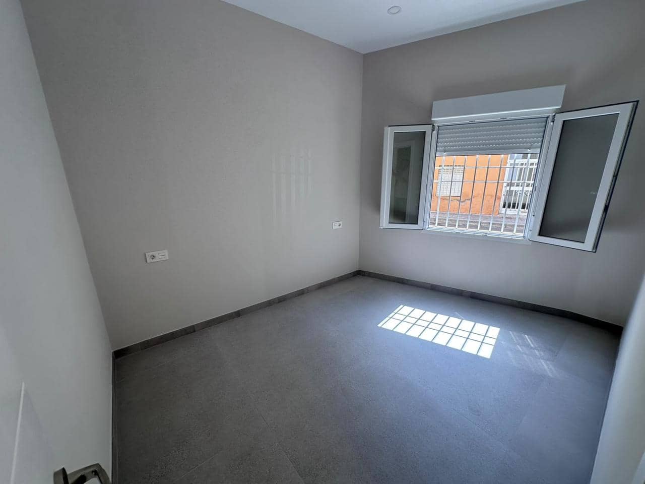 Chalet de 4 habitaciones en Vila-real en venta - 239.000 € (Ref: 10016737)