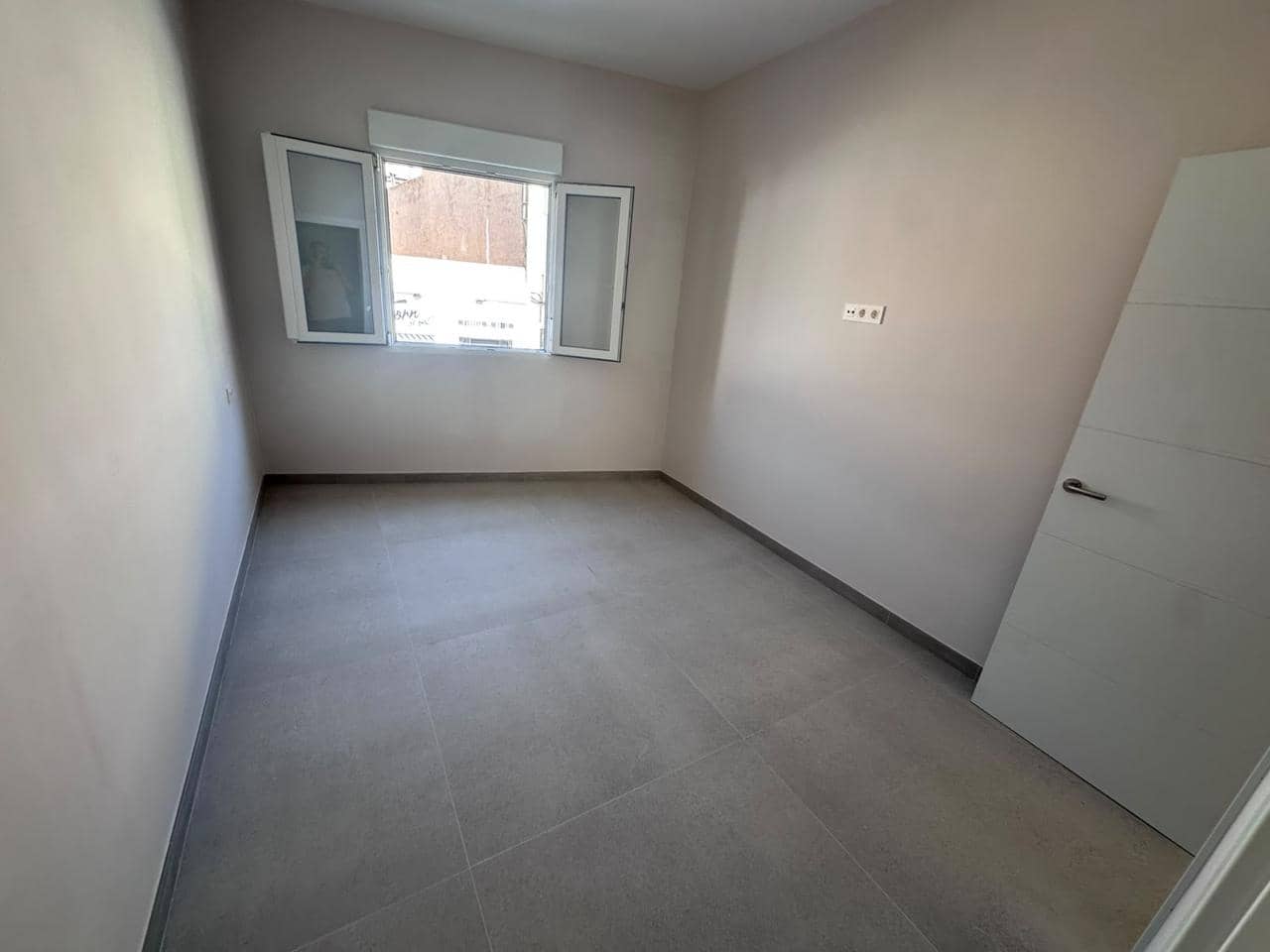 Chalet de 4 habitaciones en Vila-real en venta - 239.000 € (Ref: 10016737)