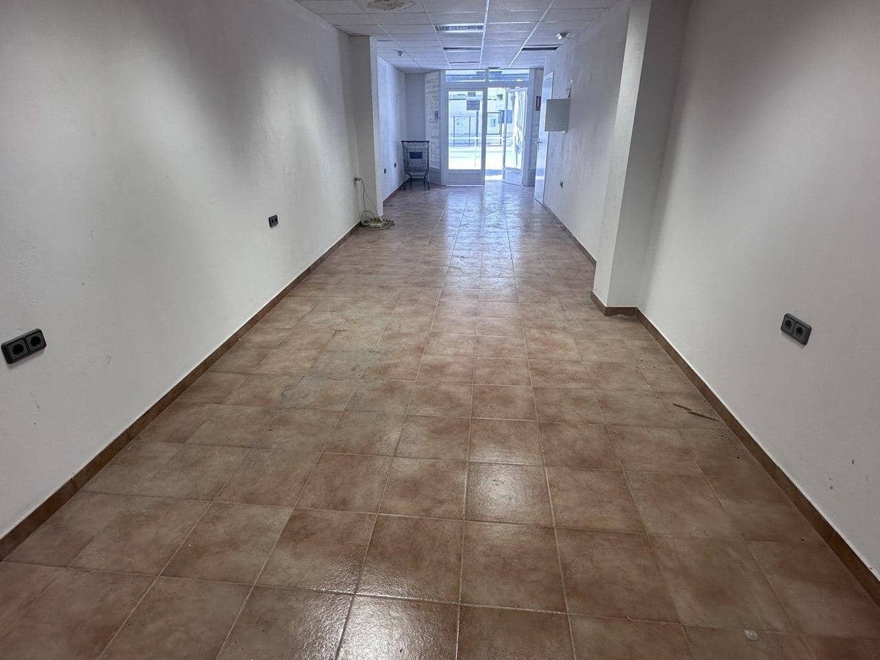 3 bedroom Business for sale in Almassora / Almazora - € 96,000 (Ref: 10016955)