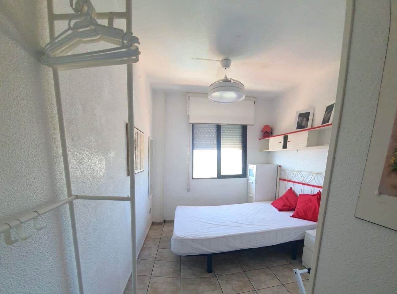 3 makuuhuone Asunto vuokrattavana paikassa Benicassim mukana uima-altaan 
autotalli - 790 € (Ref: 10034680)