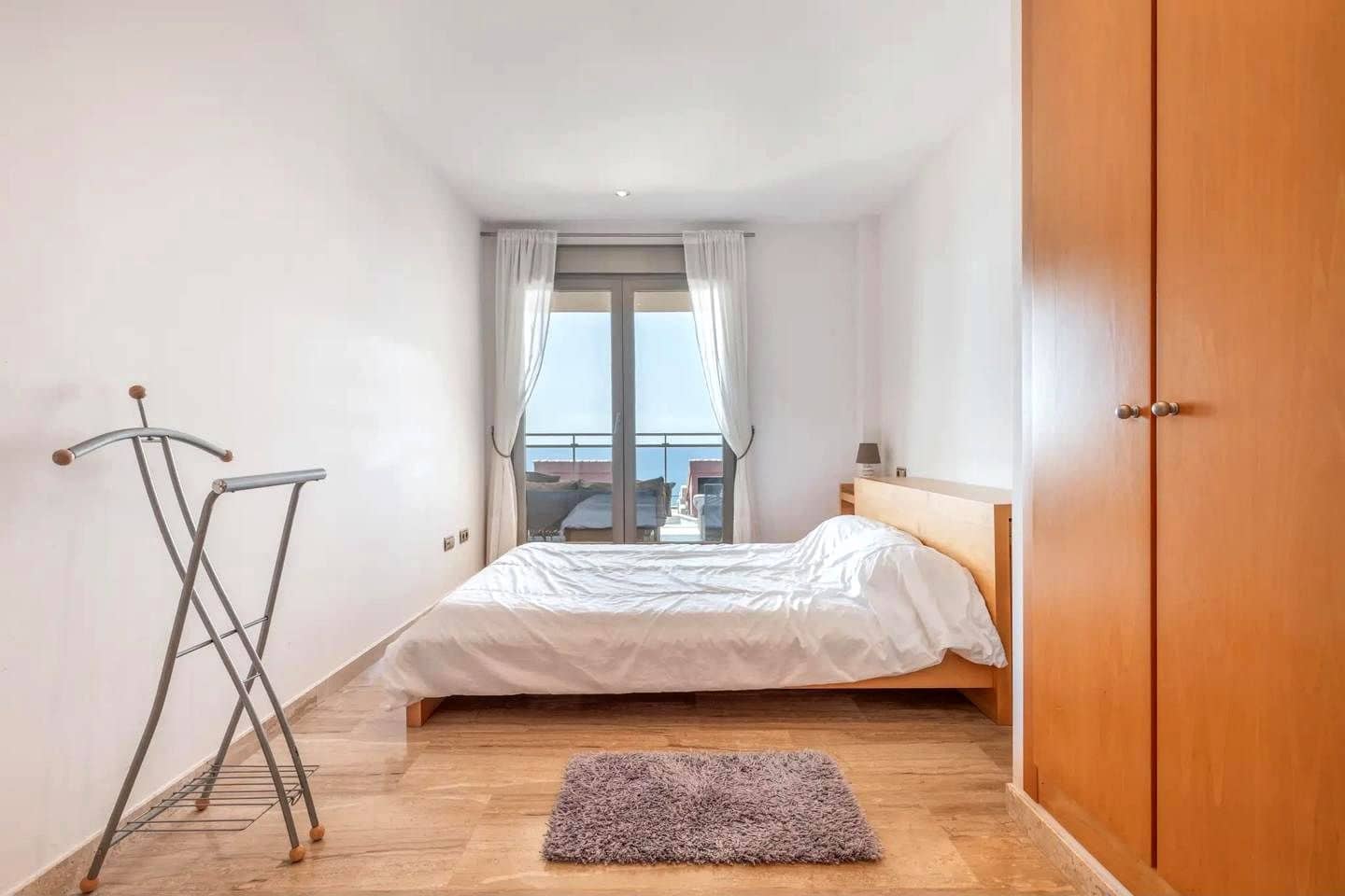 3 slaapkamer Flat te huur in Oropesa  met zwembad garage - € 1.250 (Ref: 10046241)