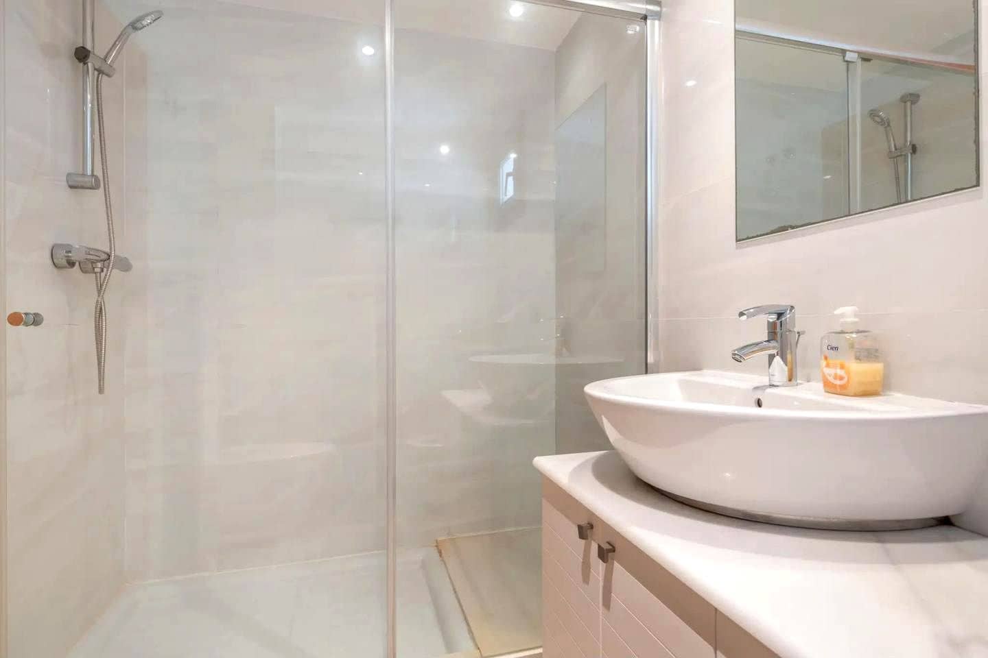 3 slaapkamer Flat te huur in Oropesa  met zwembad garage - € 1.250 (Ref: 10046241)