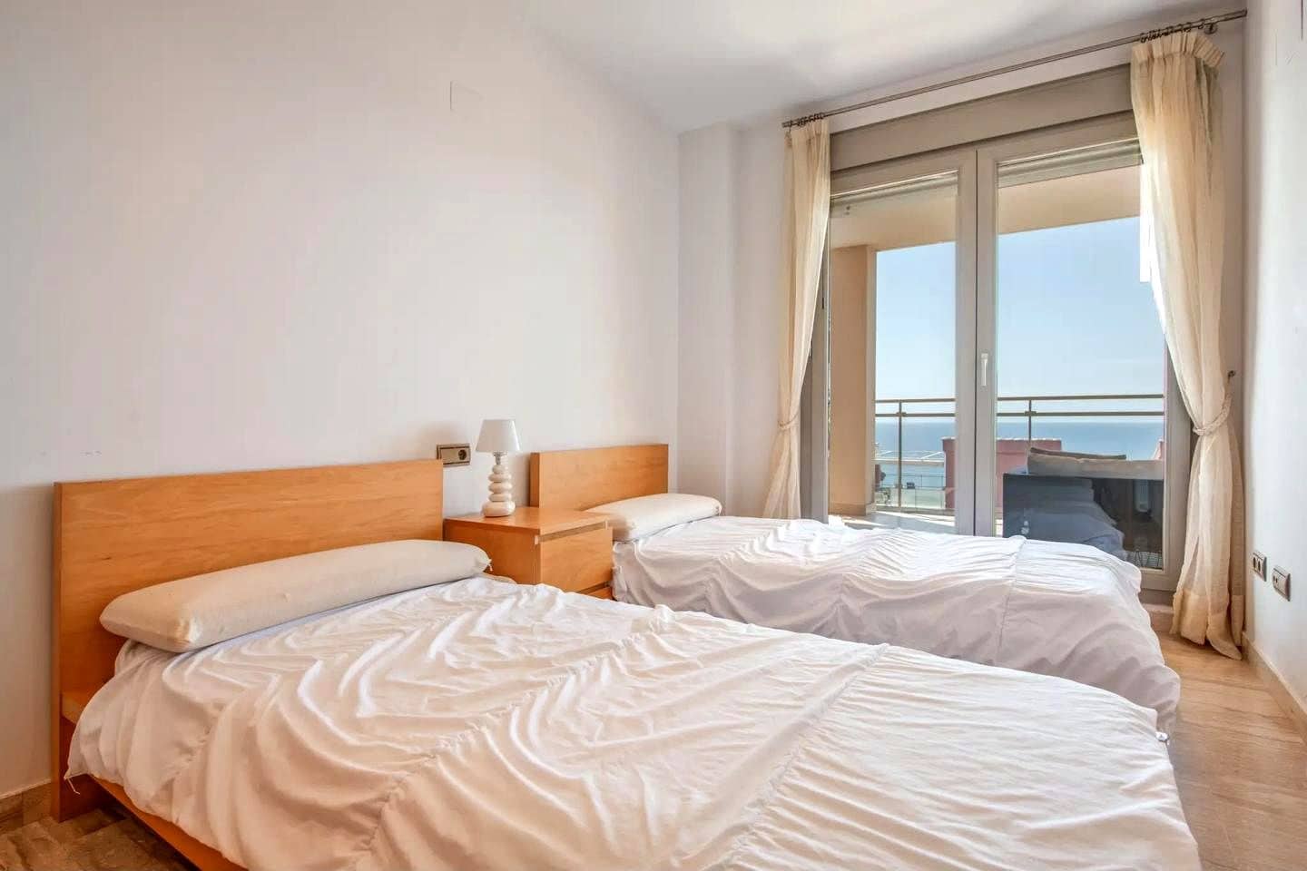 3 Zimmer Wohnung zu vermieten in Oropesa  mit Pool Garage - 1.750 € (Ref: 10046242)