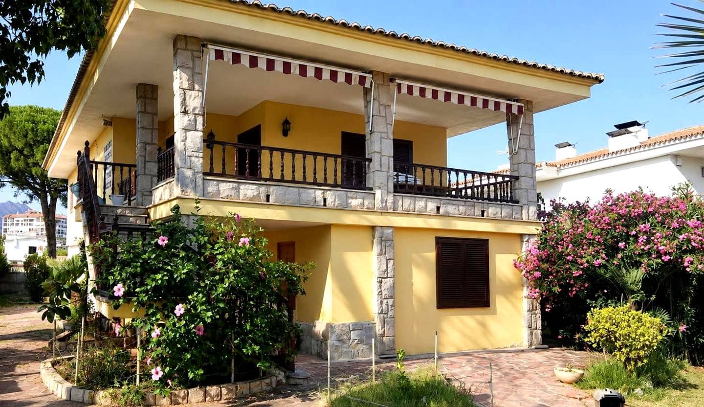 3 bedroom Villa for sale in Benicassim - € 475,000 (Ref: 10048528)