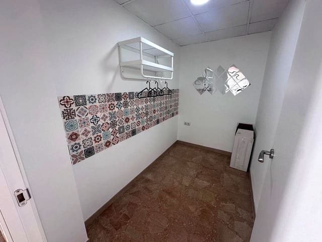 6 sypialnia Biznes do wynajęcia w Este, Castelló de la Plana - 950 € (Ref: 10048596)