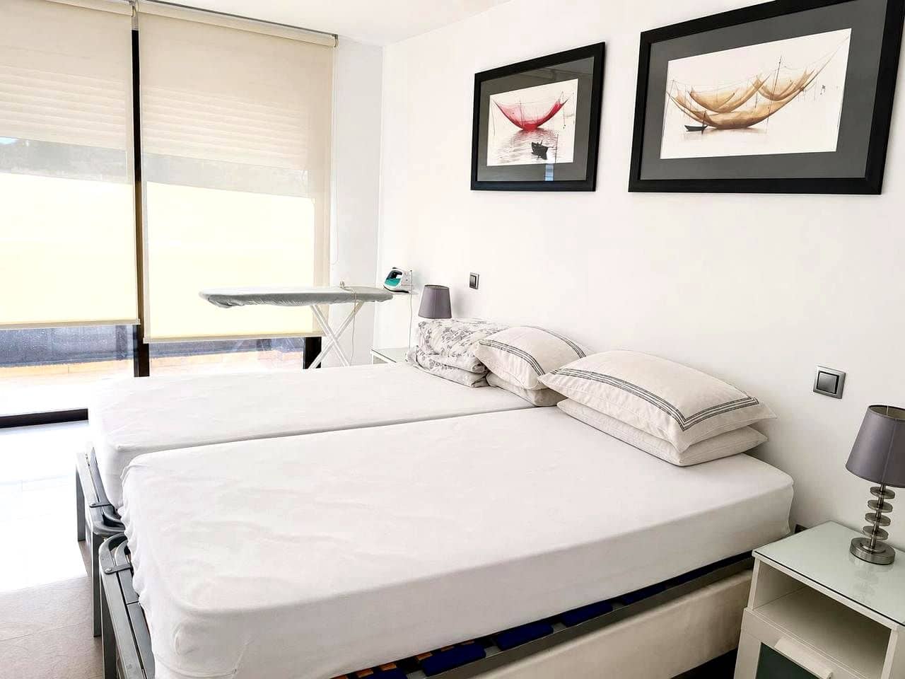2 bedroom Flat for sale in Benidorm with pool garage - € 755,000 (Ref: 9956133)