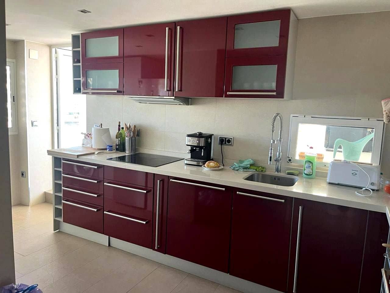 2 bedroom Flat for sale in Benidorm with pool garage - € 755,000 (Ref: 9956133)