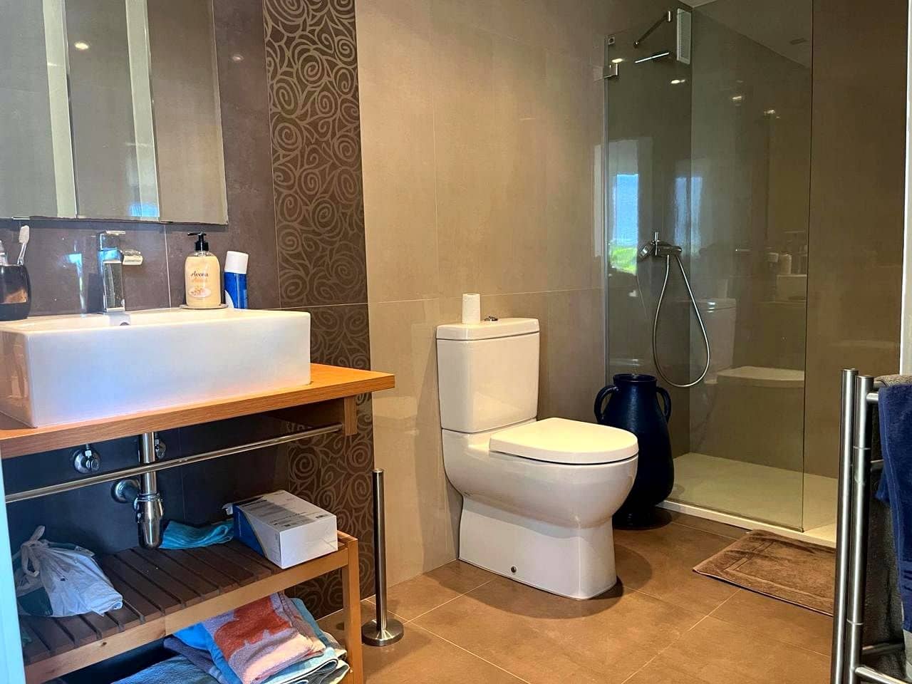2 bedroom Flat for sale in Benidorm with pool garage - € 755,000 (Ref: 9956133)