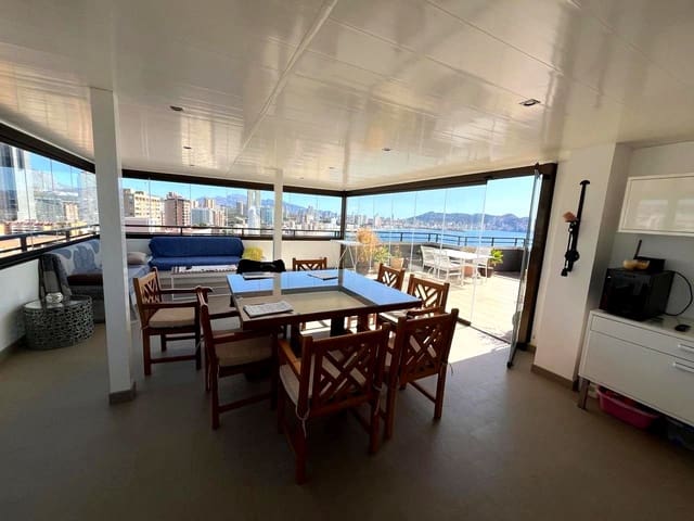 2 chambre Appartement à vendre à Benidorm avec piscine garage - 755 000 € (Ref: 9956133)