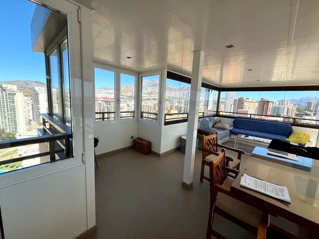 2 chambre Appartement à vendre à Benidorm avec piscine garage - 755 000 € (Ref: 9956133)