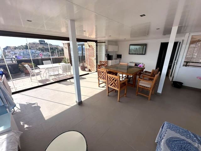 2 chambre Appartement à vendre à Benidorm avec piscine garage - 755 000 € (Ref: 9956133)