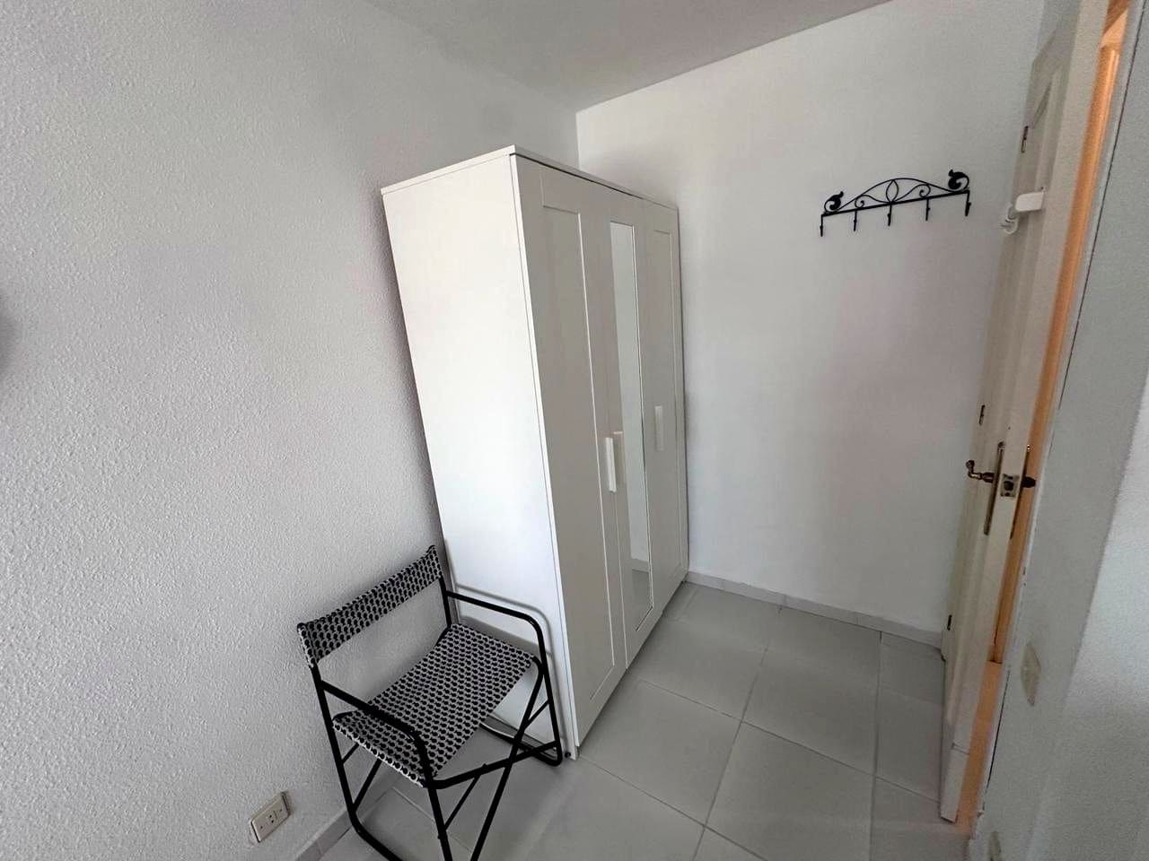 2 bedroom Flat for sale in Oropesa  - € 130,000 (Ref: 9956134)